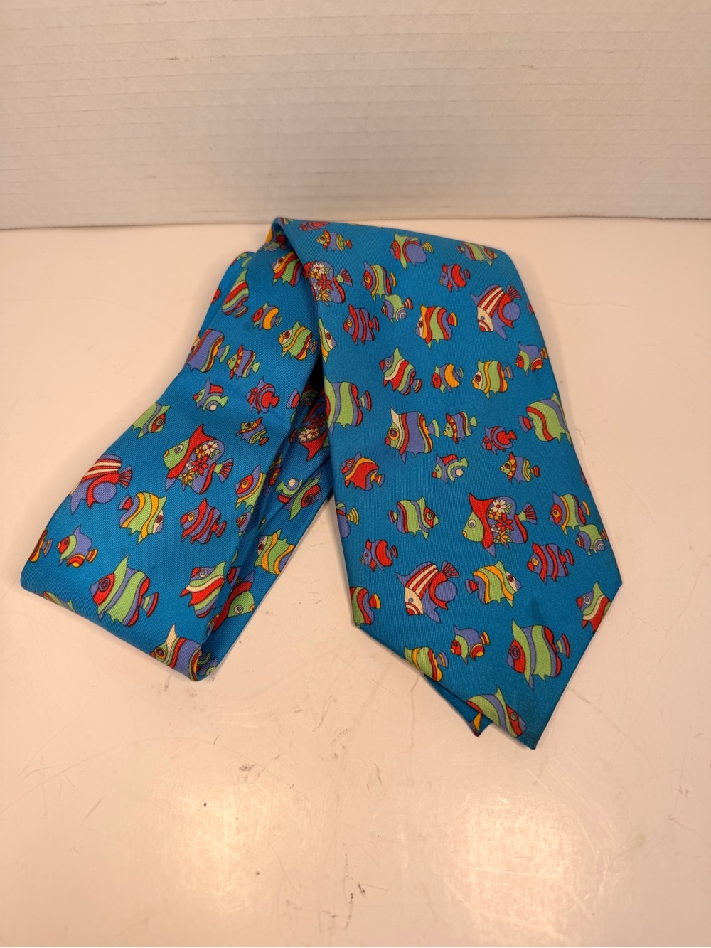 Leonard Paris Blue Tropical
Fish Print Silk Necktie